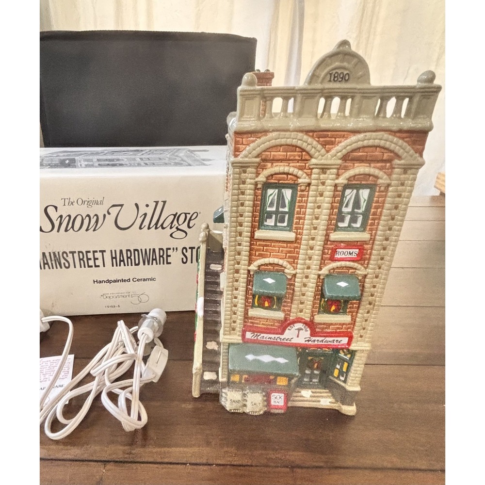 Dept 56 Mainstreet Hardware Store 5153-5 Snow Village 1990 Vintage w/Box &Light